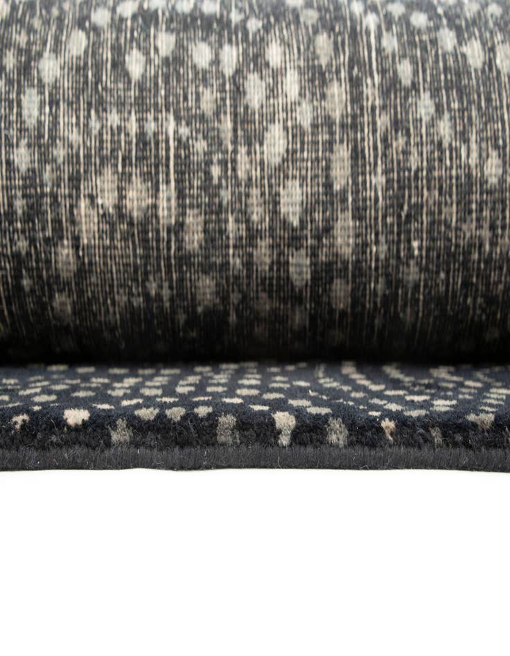 Detail image of  7' 11 x 9' 11 Modern Manshu Wool Rug