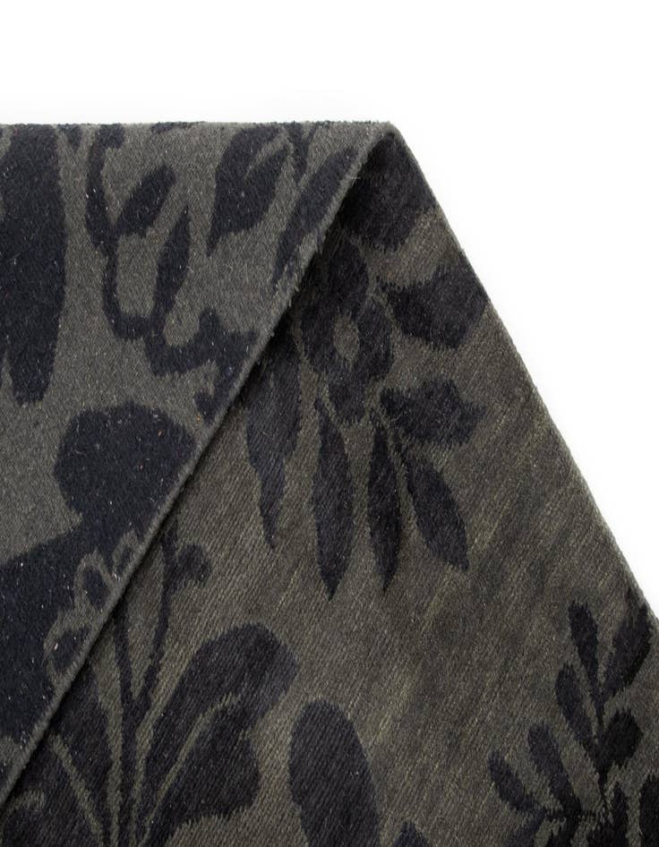 Detail image of  8' 2 x 9' 2  Hand Knotted Modern Nehmo Rug