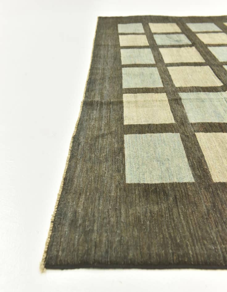 Detail image of  8' 9 x 9' 6  Hand Knotted Modern Ziegler Rug