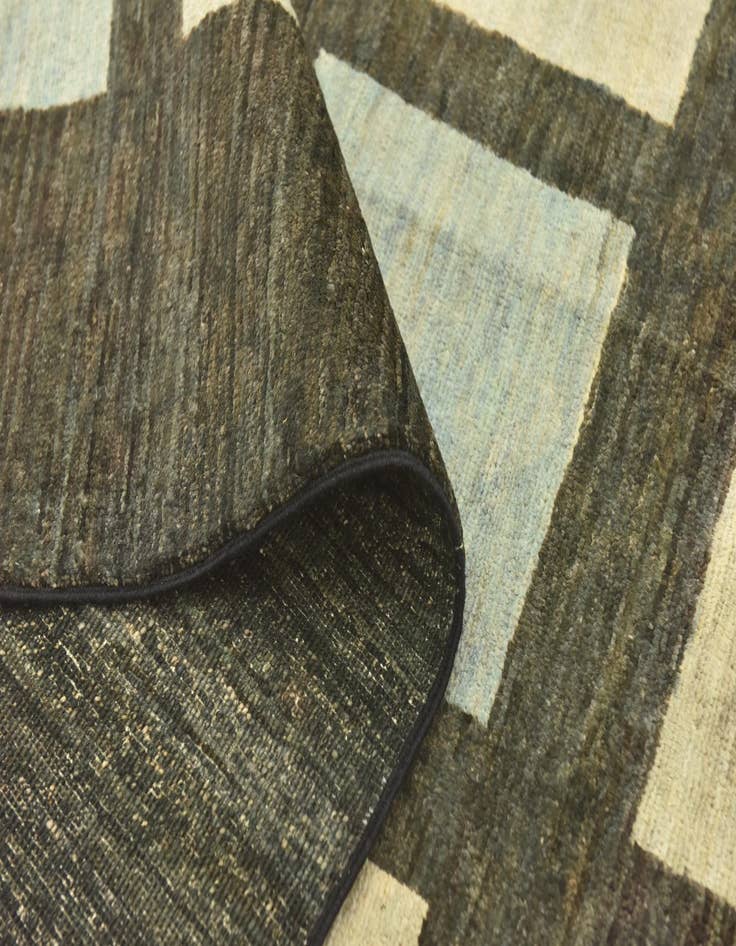 Detail image of  8' 9 x 9' 6  Hand Knotted Modern Ziegler Rug