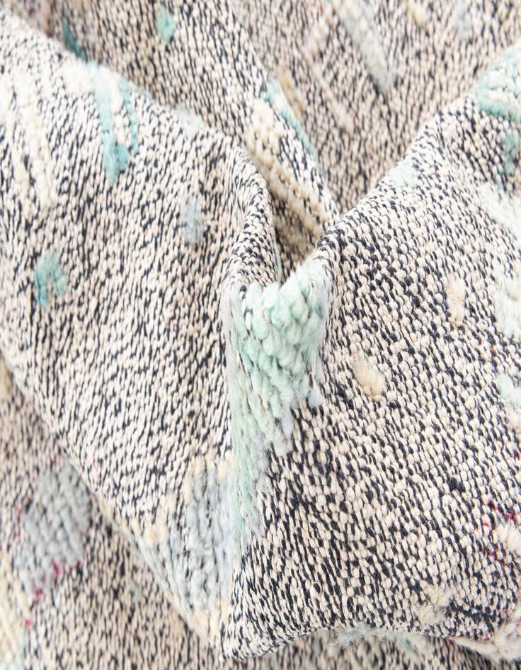Detail image of  5' x 6' 10  Hand Knotted Modern Ziegler Wool Rug