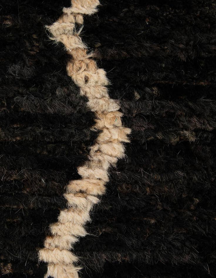 Detail image of  5' 4 x 6' 6  Hand Knotted Moroccan Wool Rug