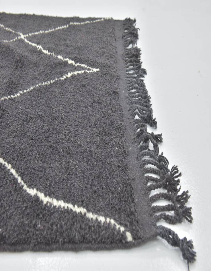 Detail image of  5' x 7' 10  Hand Knotted Moroccan Wool Rug