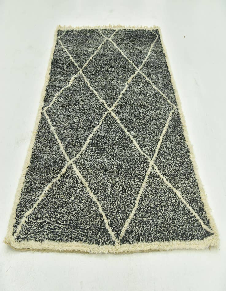 Detail image of  5' 6 x 7' 7  Hand Knotted Moroccan Wool Rug