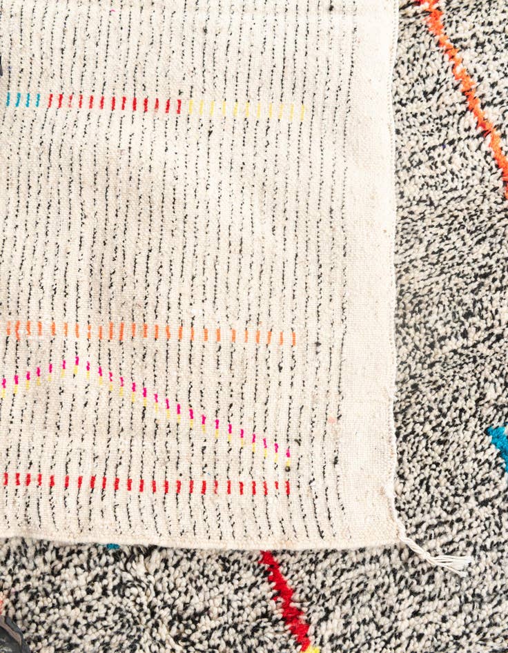 Detail image of  5' x 6' 7  Hand Knotted Moroccan Wool Rug