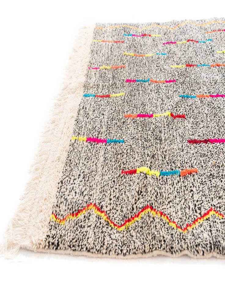 Detail image of  5' x 6' 6  Hand Knotted Moroccan Wool Rug