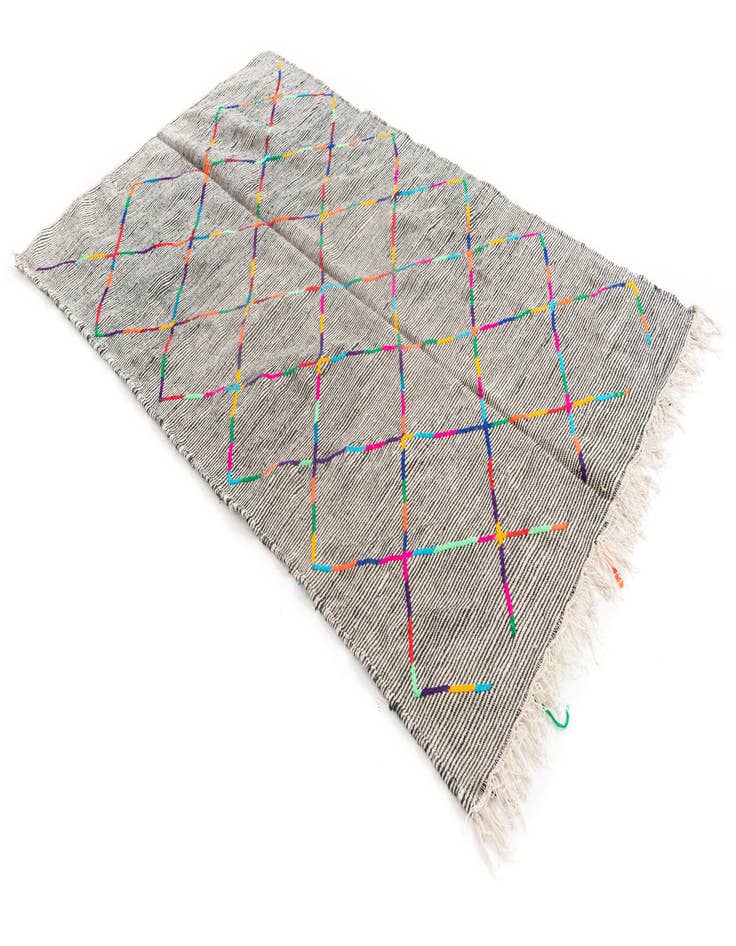 Detail image of  4' 10 x 8'  Hand Knotted Moroccan Wool Rug