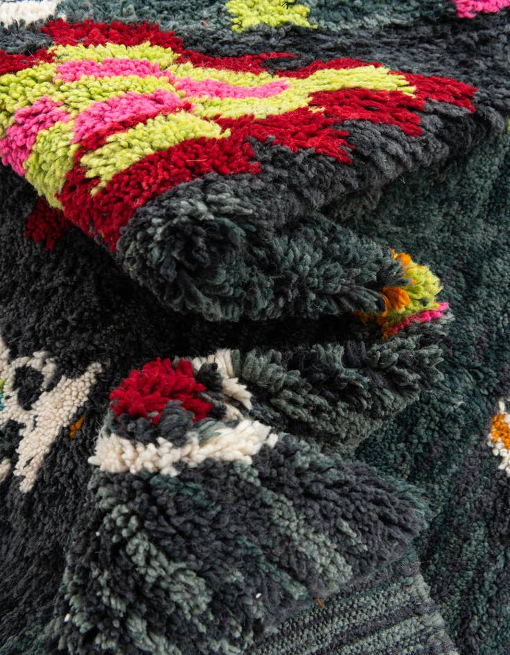 Detail image of  5' x 7' 7  Hand Knotted Moroccan Wool Rug