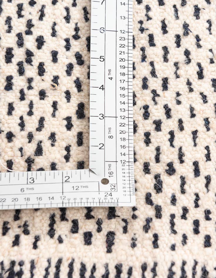 Detail image of  5' 2 x 9'  Hand Knotted Moroccan Wool Rug