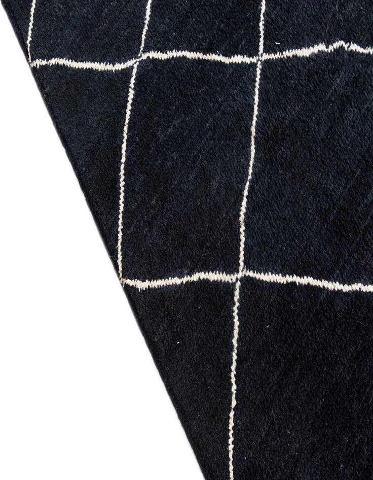 Detail image of  5' 6 x 7' 7  Hand Knotted Moroccan Wool Rug