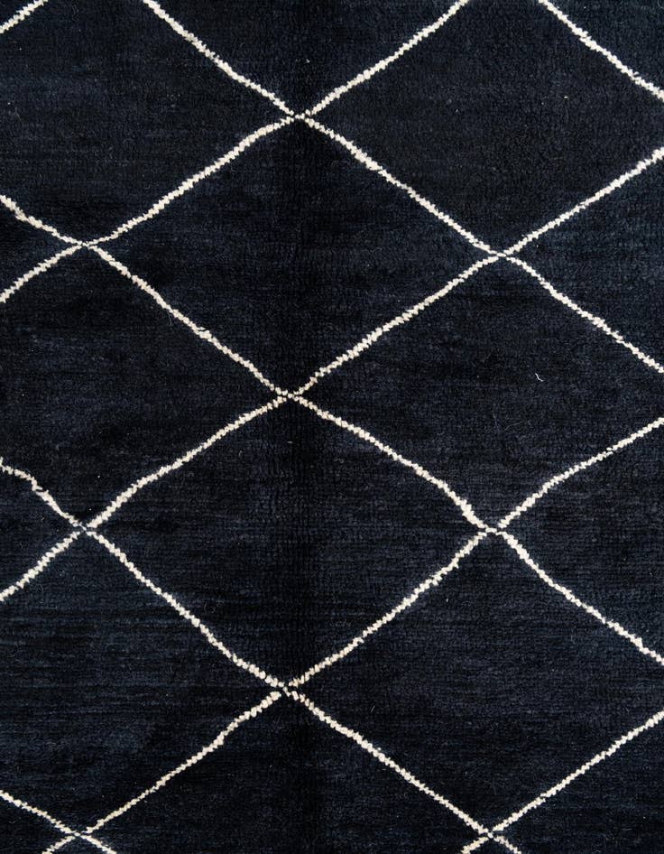 Detail image of  5' 6 x 7' 7  Hand Knotted Moroccan Wool Rug