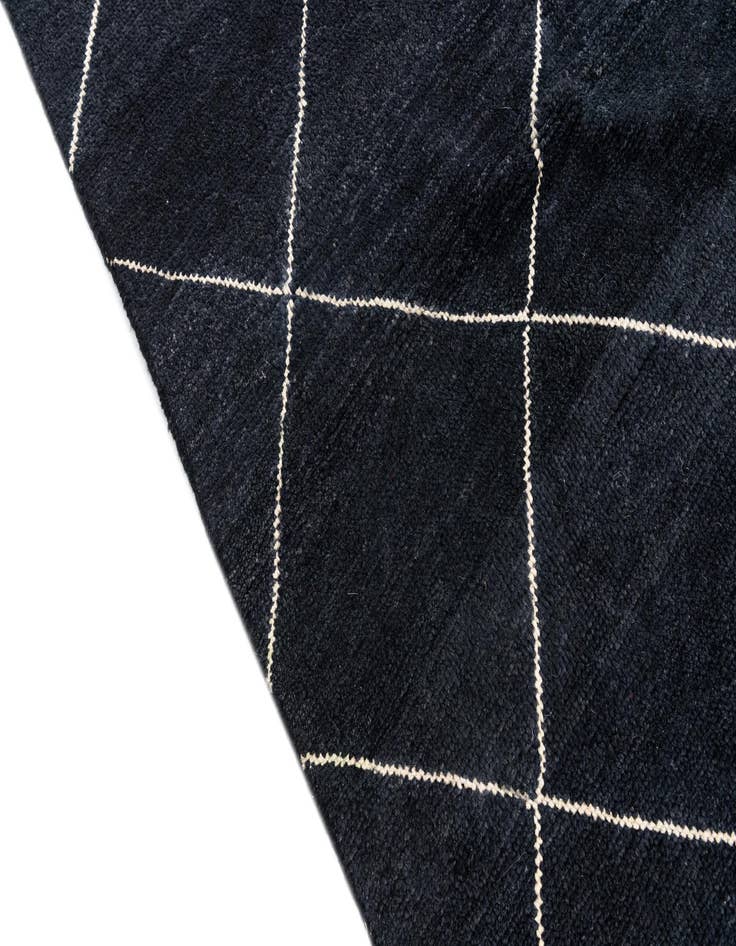 Detail image of  5' 8 x 8'  Hand Knotted Moroccan Wool Rug