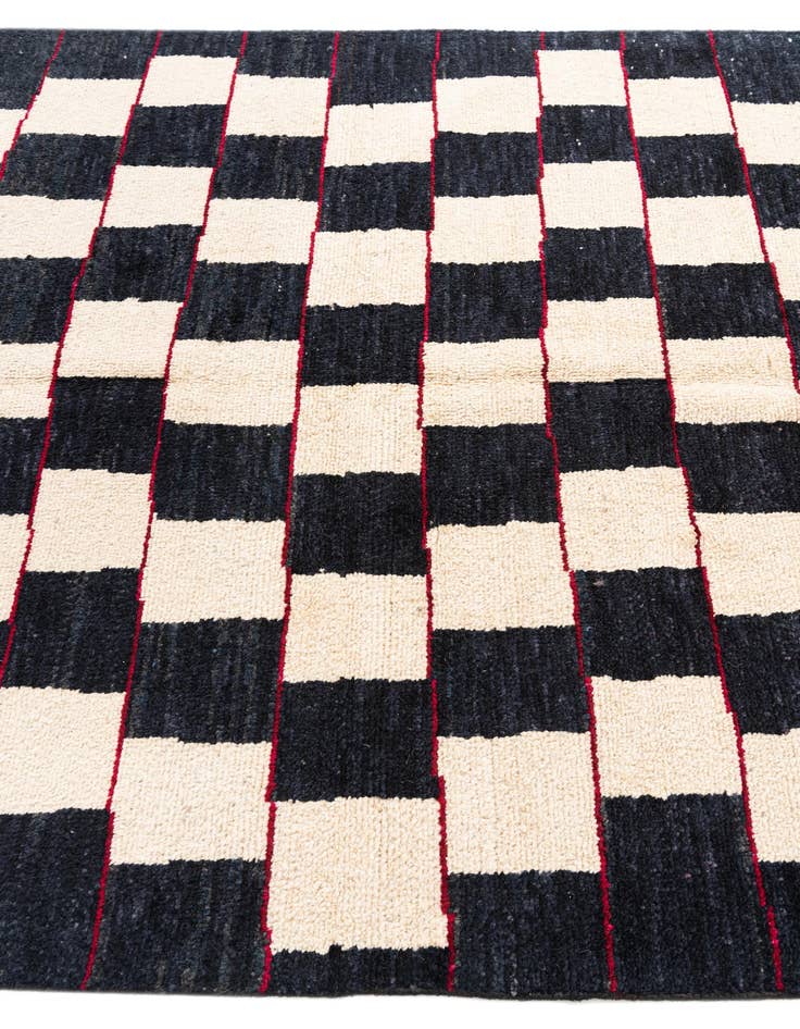 Detail image of  5' 2 x 6' 3  Hand Knotted Moroccan Wool Rug