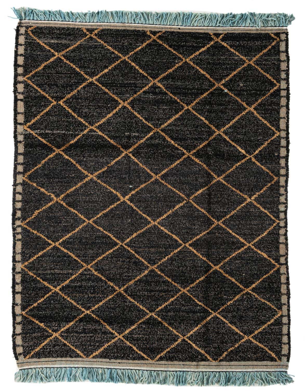 A 5x8 rectangular black shag rug with a gold diamond pattern and light blue fringe on a white background.
