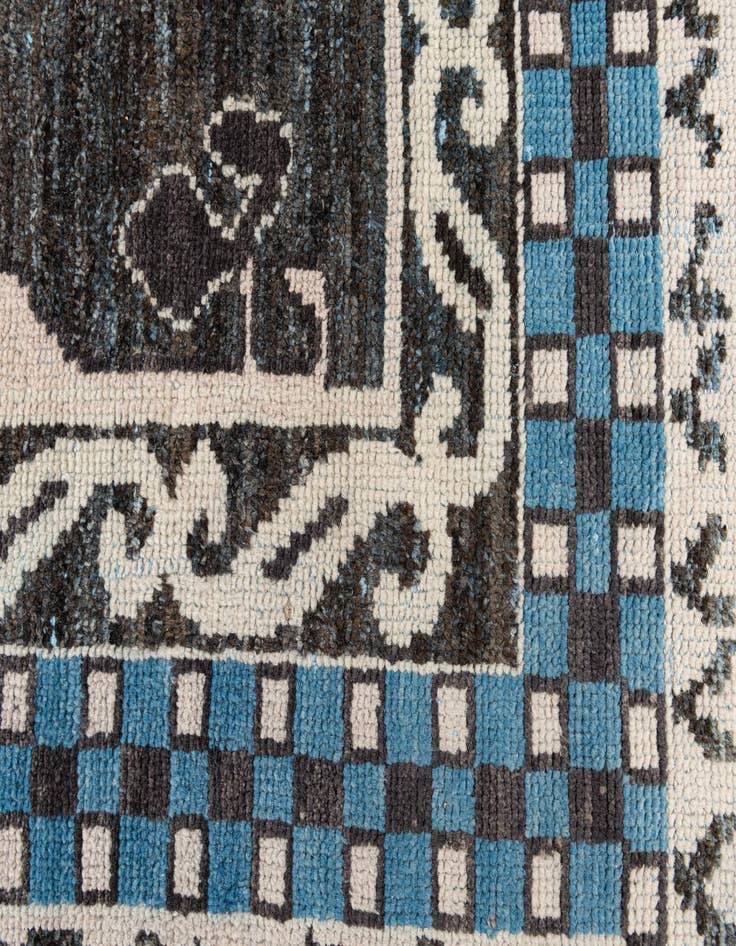 Detail image of  9' 1 x 12' 5  Hand Knotted Moroccan Wool Rug