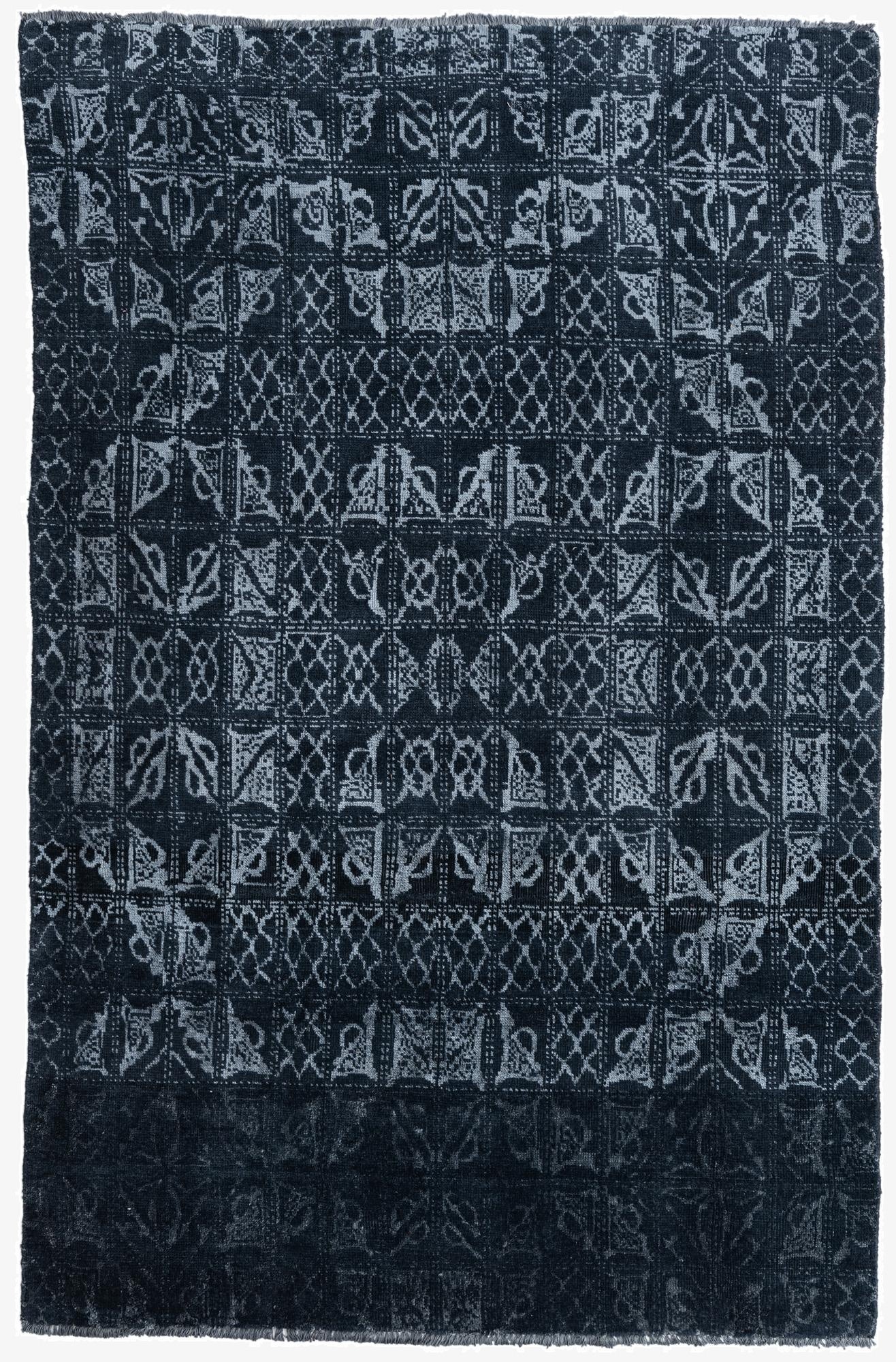  5' 10 x 9'  Hand Knotted Moroccan Rug