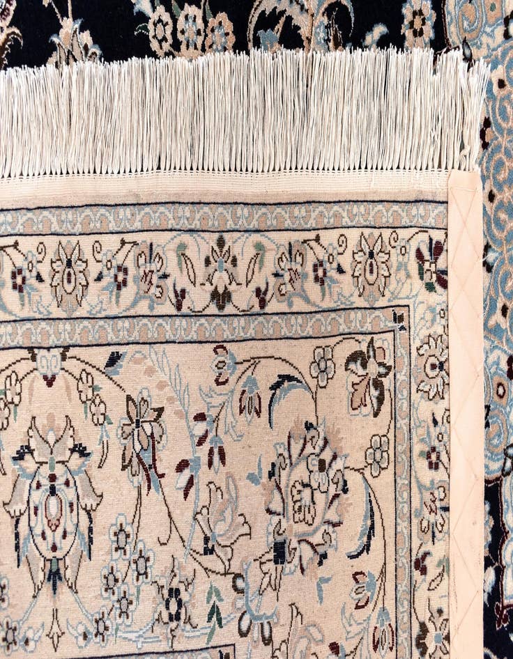 Detail image of  6' 9 x 10' 2 Nain Rug