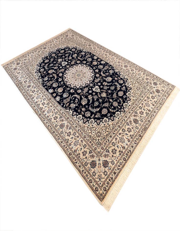 Detail image of  6' 11 x 10' 9 Nain Rug