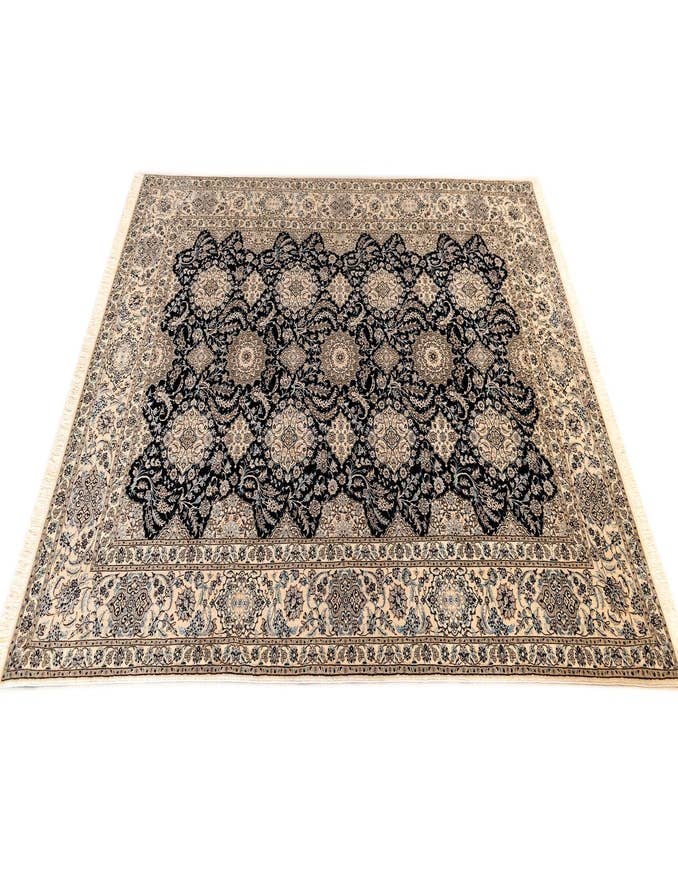 Detail image of  6' 11 x 10' 2 Nain Rug