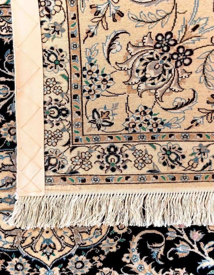 Detail image of  6' 11 x 10' 2 Nain Rug