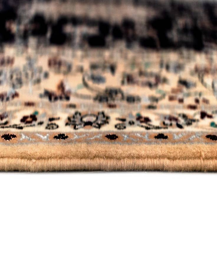 Detail image of  6' 11 x 10' 2 Nain Rug