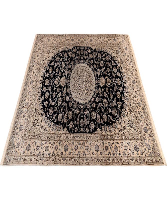 Detail image of  6' 10 x 9' 10 Nain Rug