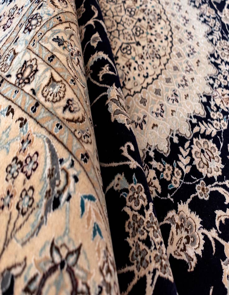 Detail image of  6' 10 x 9' 10 Nain Rug