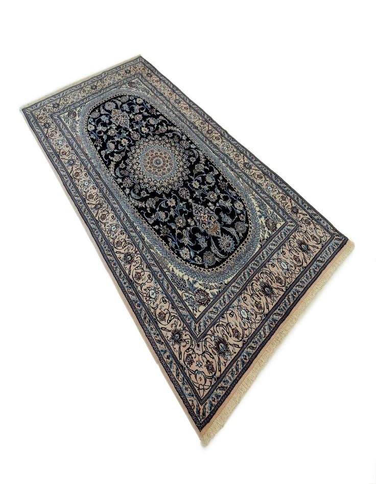 Detail image of  4' x 7' 7 Nain Rug