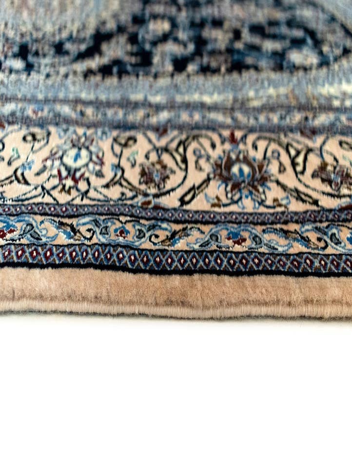 Detail image of  4' x 7' 7 Nain Rug