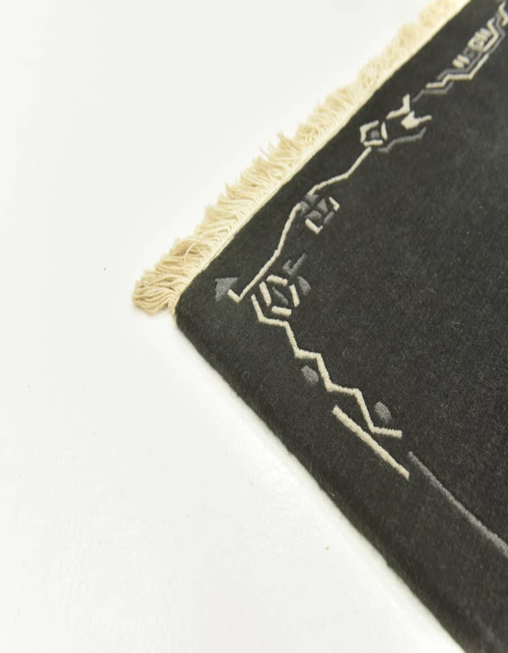 Detail image of  4' 8 x 6' 6  Hand Knotted Nepal Wool Rug