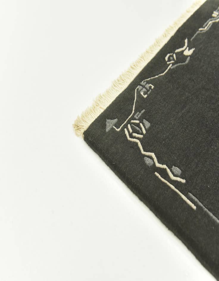 Detail image of 5' 7 x 7' 6 Hand Knotted Nepal Wool Rug