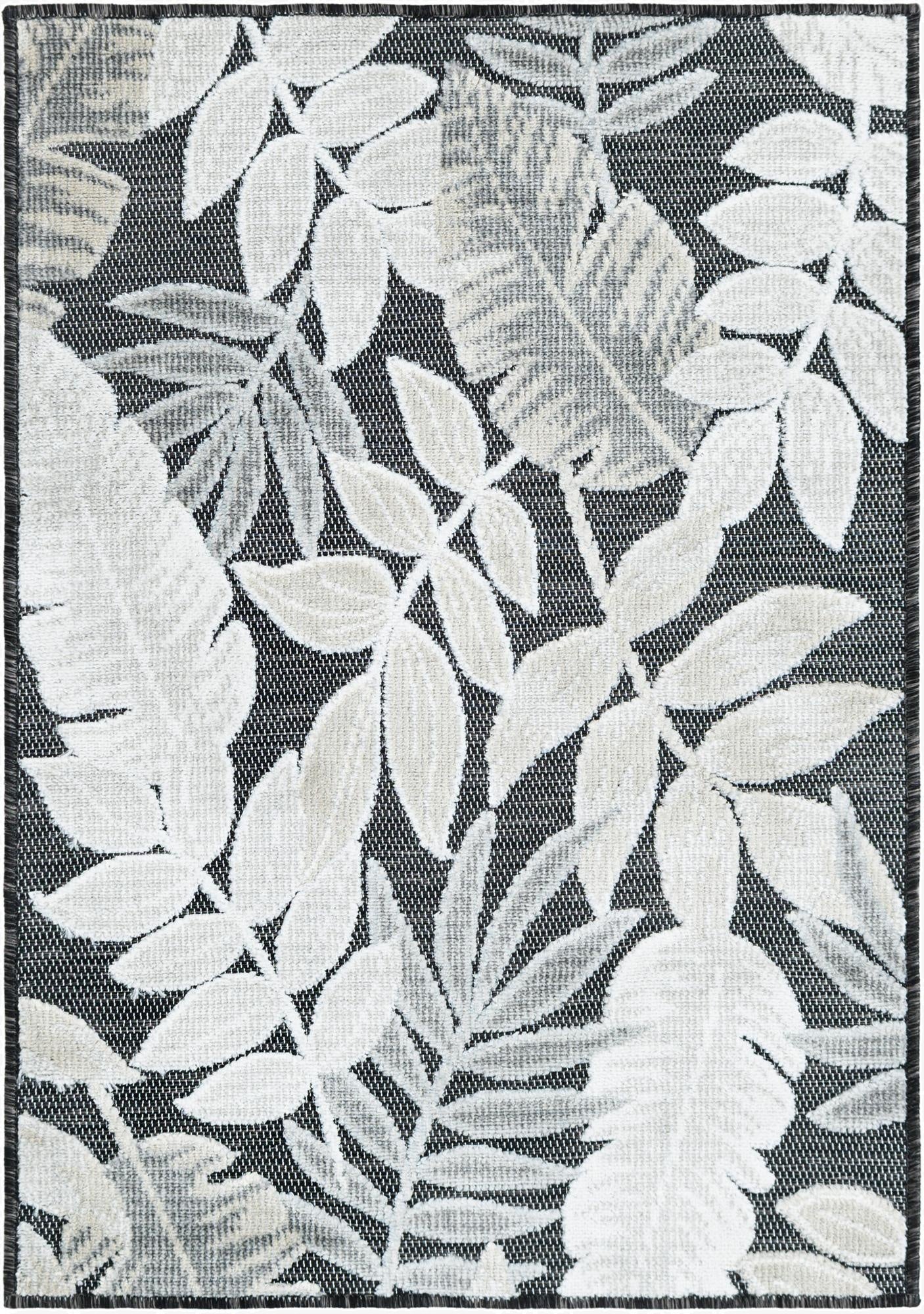  2' 2 x 3'  Washable Botanical Indoor / Outdoor Rug