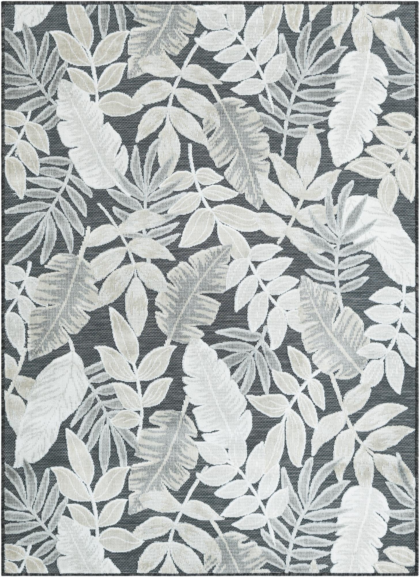  4' 5 x 6'  Washable Botanical Indoor / Outdoor Rug