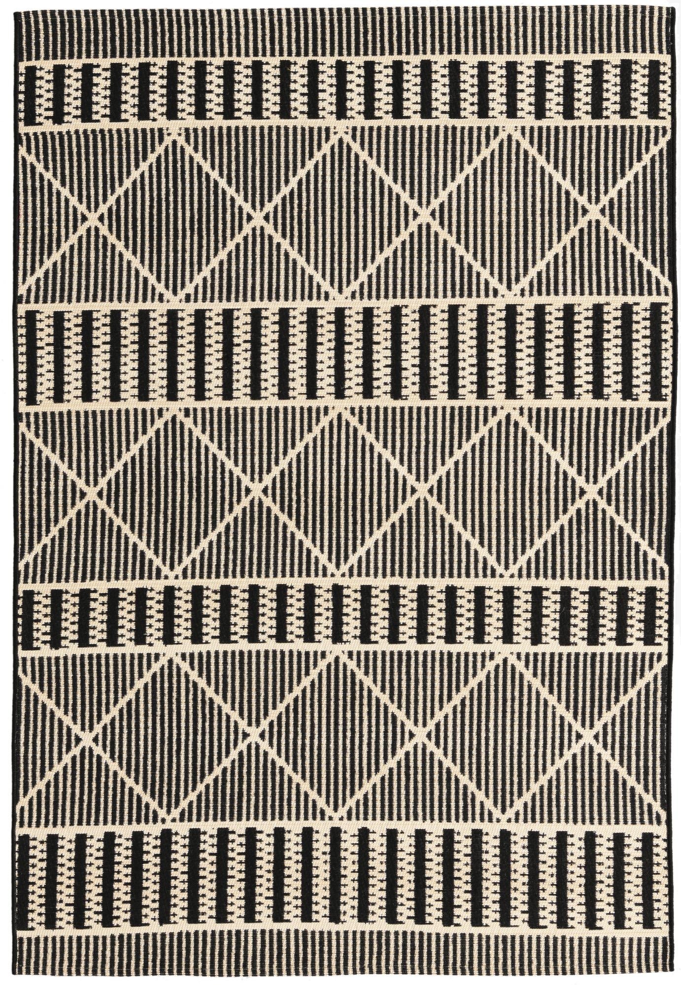  4' x 6'  Washable Lattice Indoor / Outdoor Rug