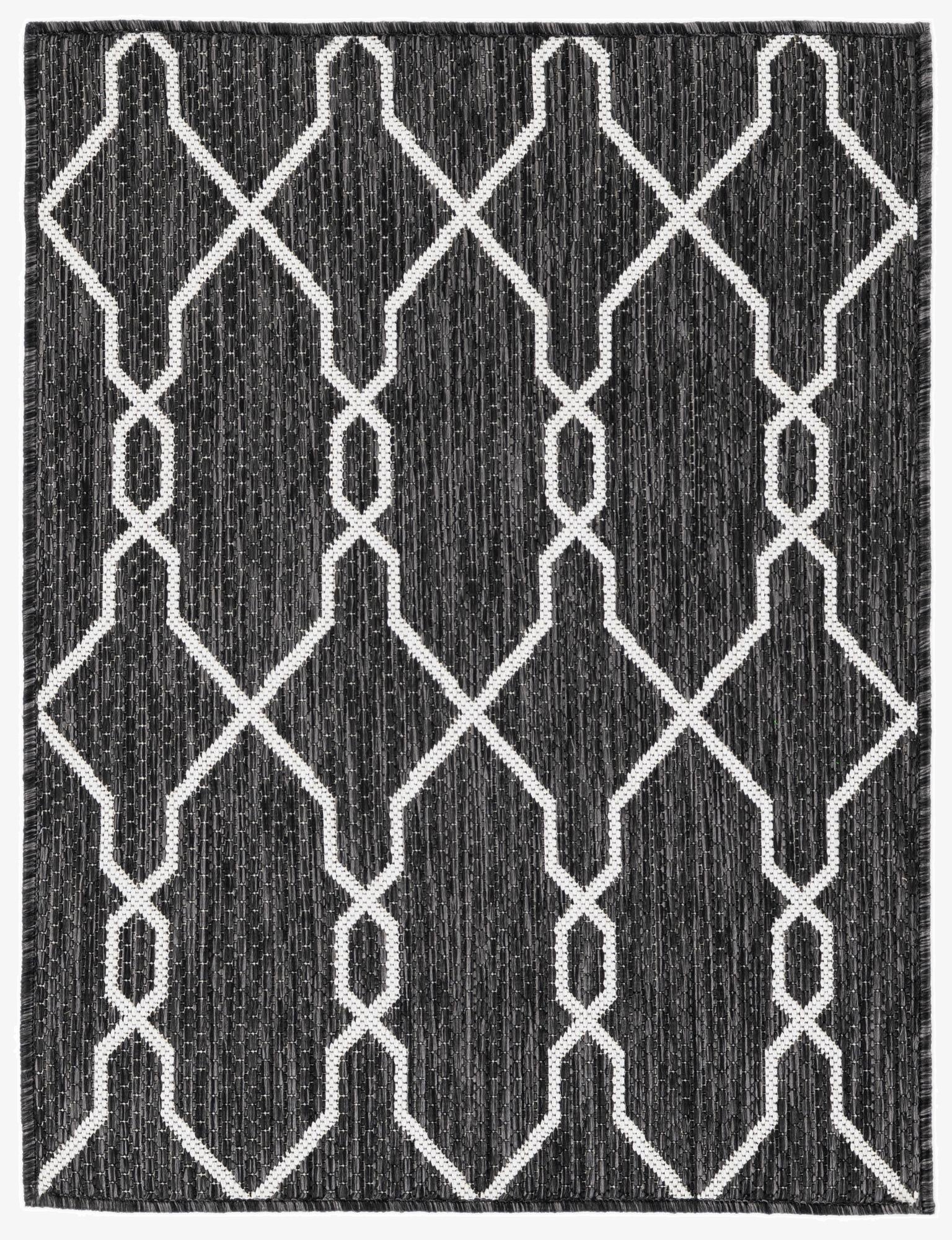 2' 3 x 3'  Washable Lattice Indoor / Outdoor Rug
