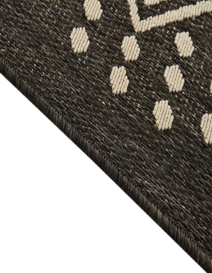 Detail image of  5' 3 x 7' 8  Washable Modern Indoor / Outdoor Rug