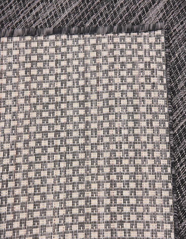 Detail image of  7' 10 x 11'  Washable Solid Indoor / Outdoor Rug