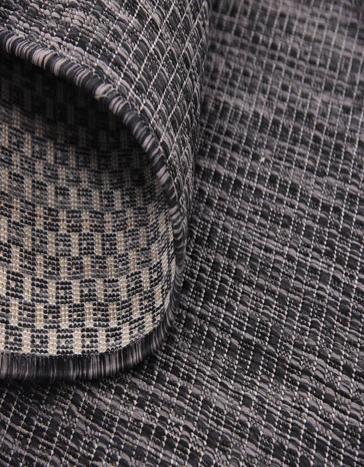 Detail image of  7' x 10'  Washable Solid Indoor / Outdoor Rug