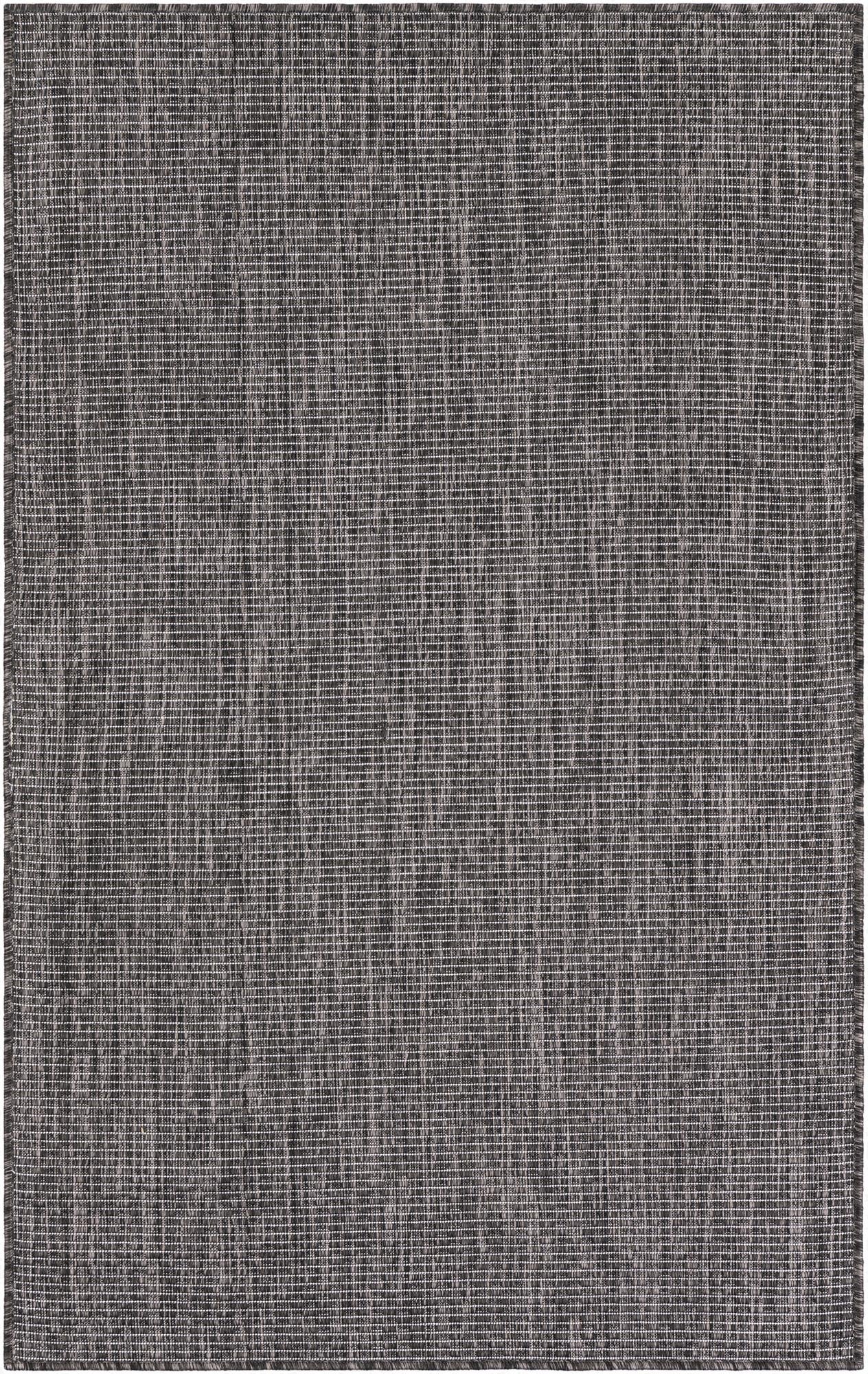  3' 1 x 5' 3  Washable Solid Indoor / Outdoor Rug