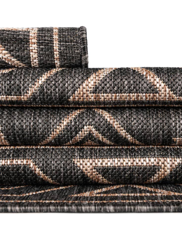 Detail image of  4' x 6'  Washable Southwestern Indoor / Outdoor Rug