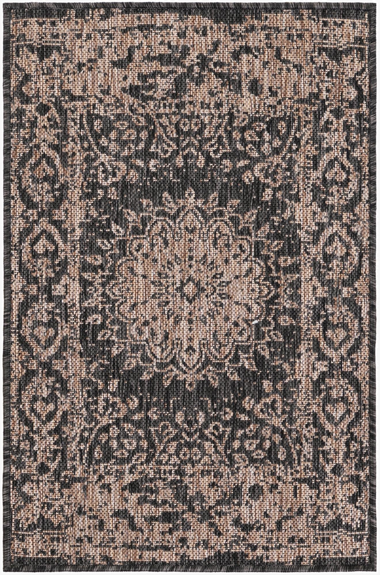  2' x 3'  Washable Traditional Indoor / Outdoor Rug