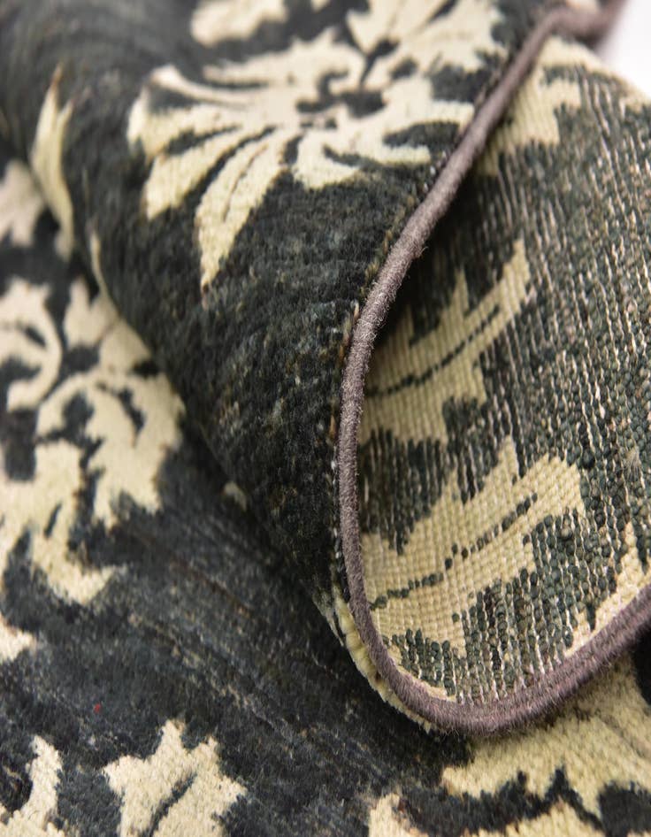 Detail image of  5' x 6' 4  Hand Knotted Peshawar Ziegler Oriental Rug