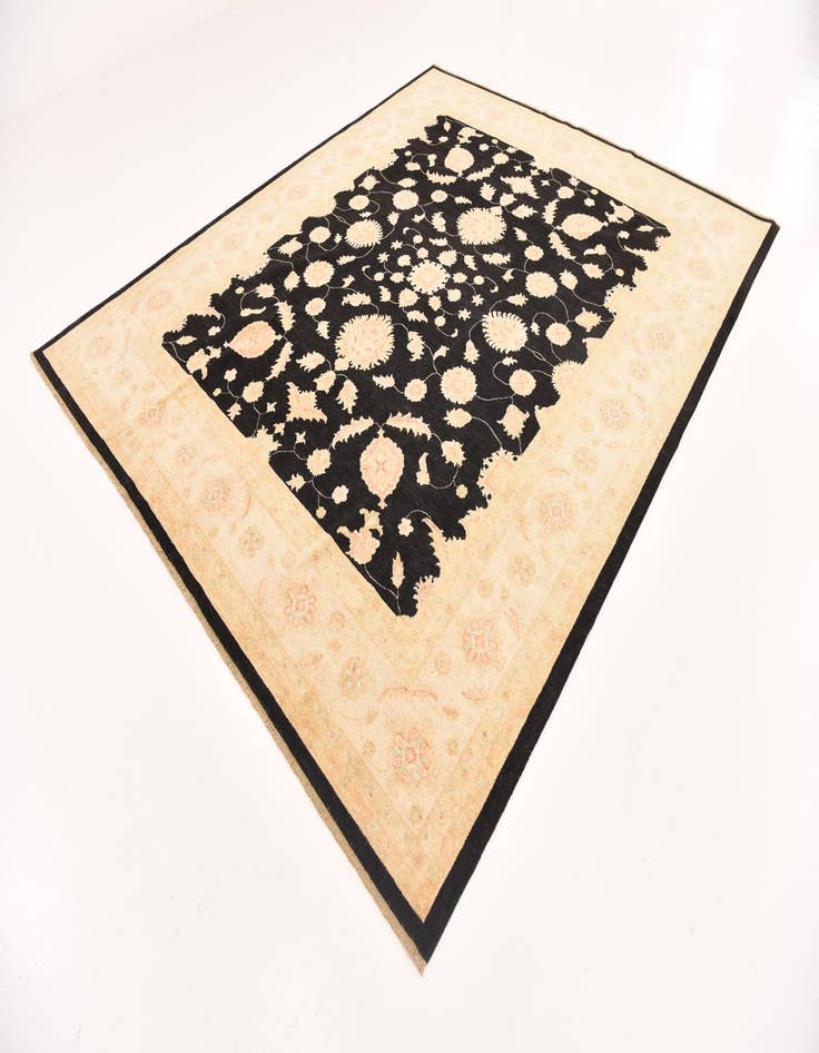 Detail image of  8' 4 x 10'  Hand Knotted Peshawar Ziegler Rug