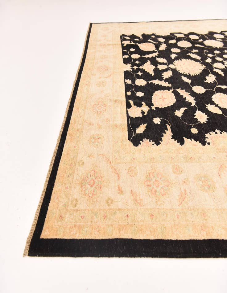 Detail image of  8' 4 x 10'  Hand Knotted Peshawar Ziegler Rug