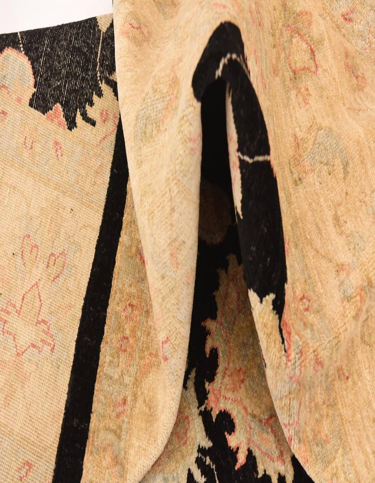 Detail image of  6' 9 x 9' 9  Hand Knotted Peshawar Ziegler Rug