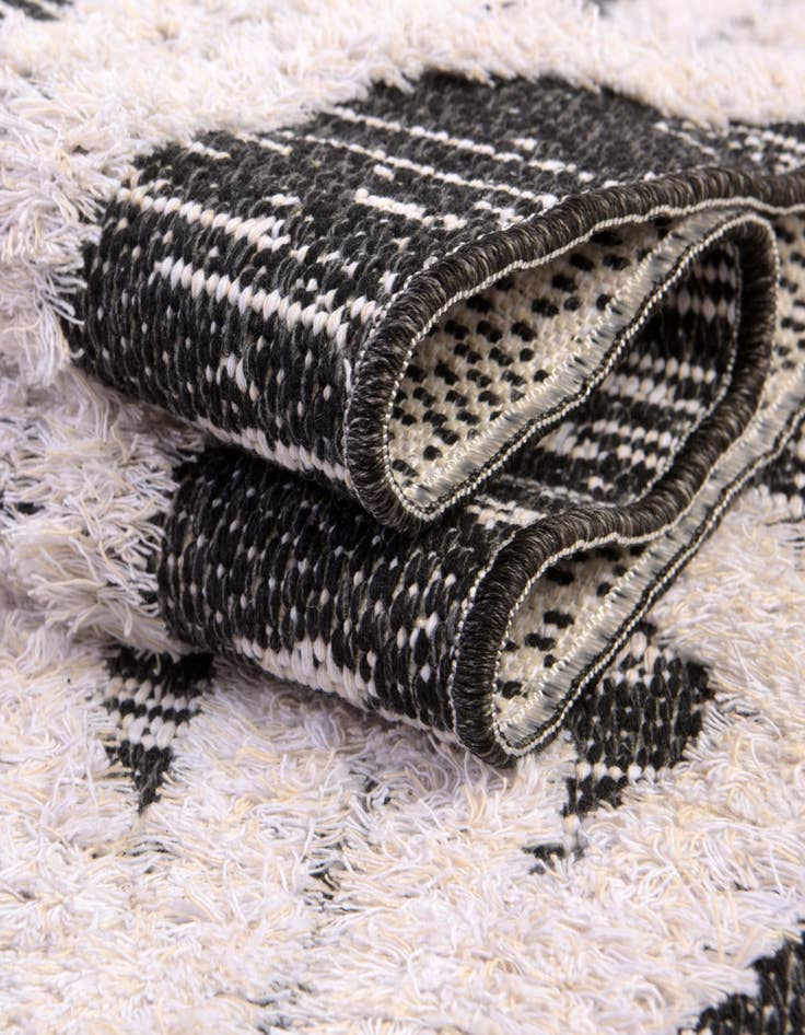 Detail image of  8' 3 x 10' Sabrina Soto Casa Palma Rug