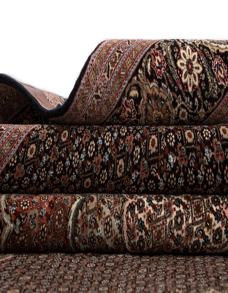 Detail image of  6' 8 x 10' 1 Tabriz Mahi Rug