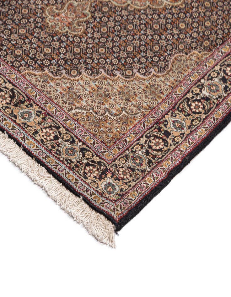 Detail image of  3' 5 x 4' 10 Tabriz Mahi Rug