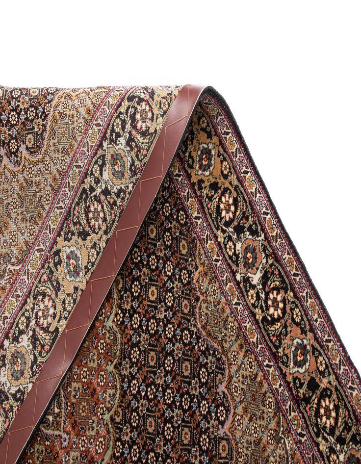 Detail image of  3' 5 x 4' 10 Tabriz Mahi Rug