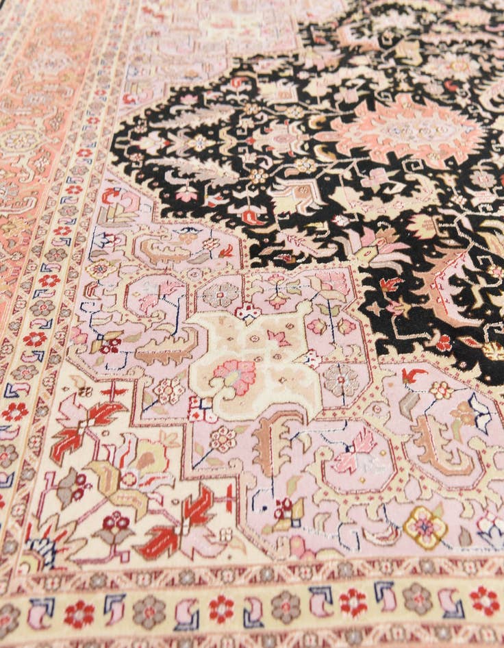 Detail image of  6' 6 x 10'  Hand Knotted Tabriz Persian Rug